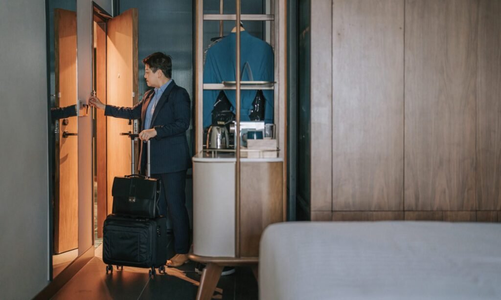 Can Hotels Store Your Luggage Before Check-In?