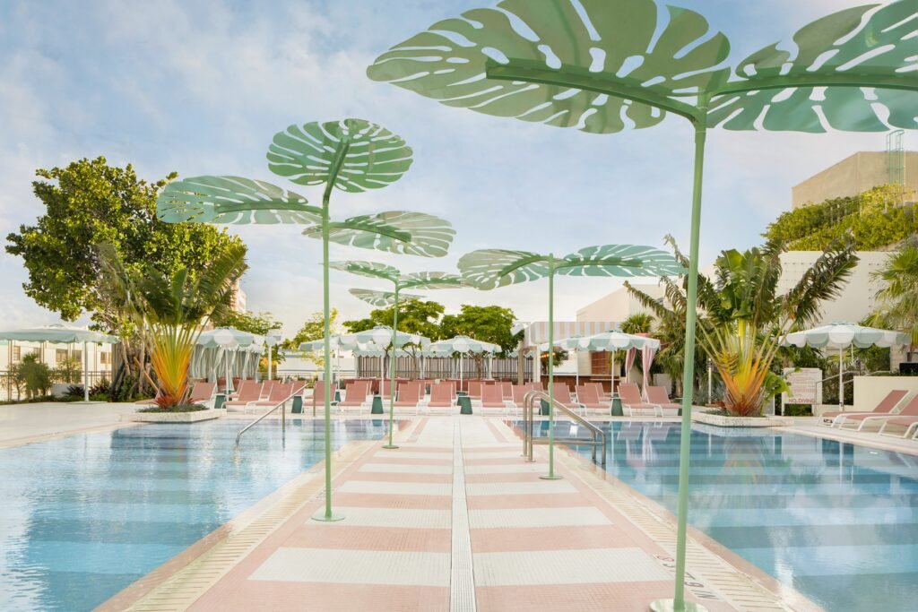 Can you Pay to Use Hotel Pools? The Insider's Guide