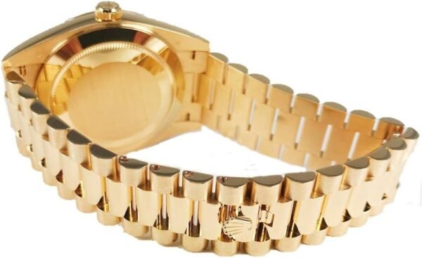 Rolex Day-Date 18k Yellow Gold 40mm M228238