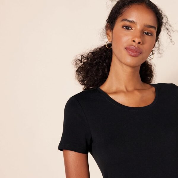 Amazon Essentials Women's Classic-Fit Short-Sleeve Crewneck ...