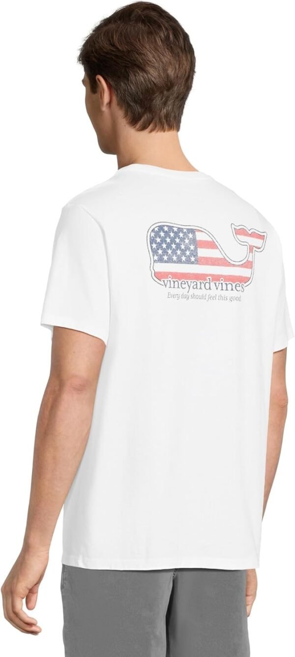 vineyard vines Men's Short-Sleeve V V Americana Whale Pocket...
