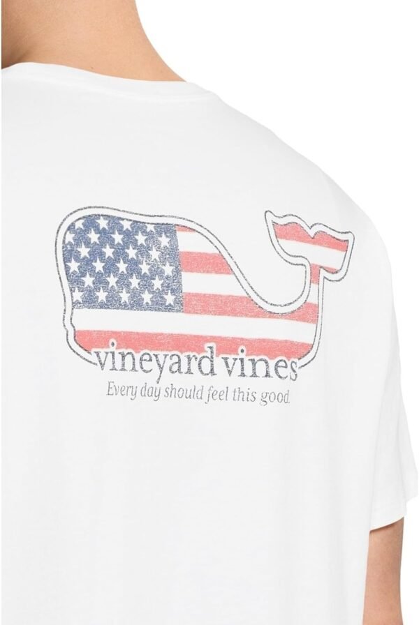 vineyard vines Men's Short-Sleeve V V Americana Whale Pocket...