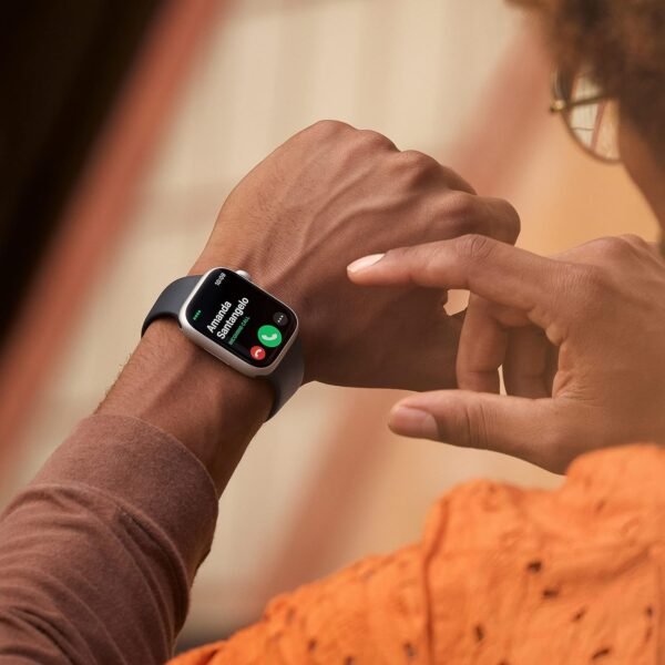 Apple Watch Series 8 [GPS, 45mm] - Midnight Aluminum Case wi... - Image 4